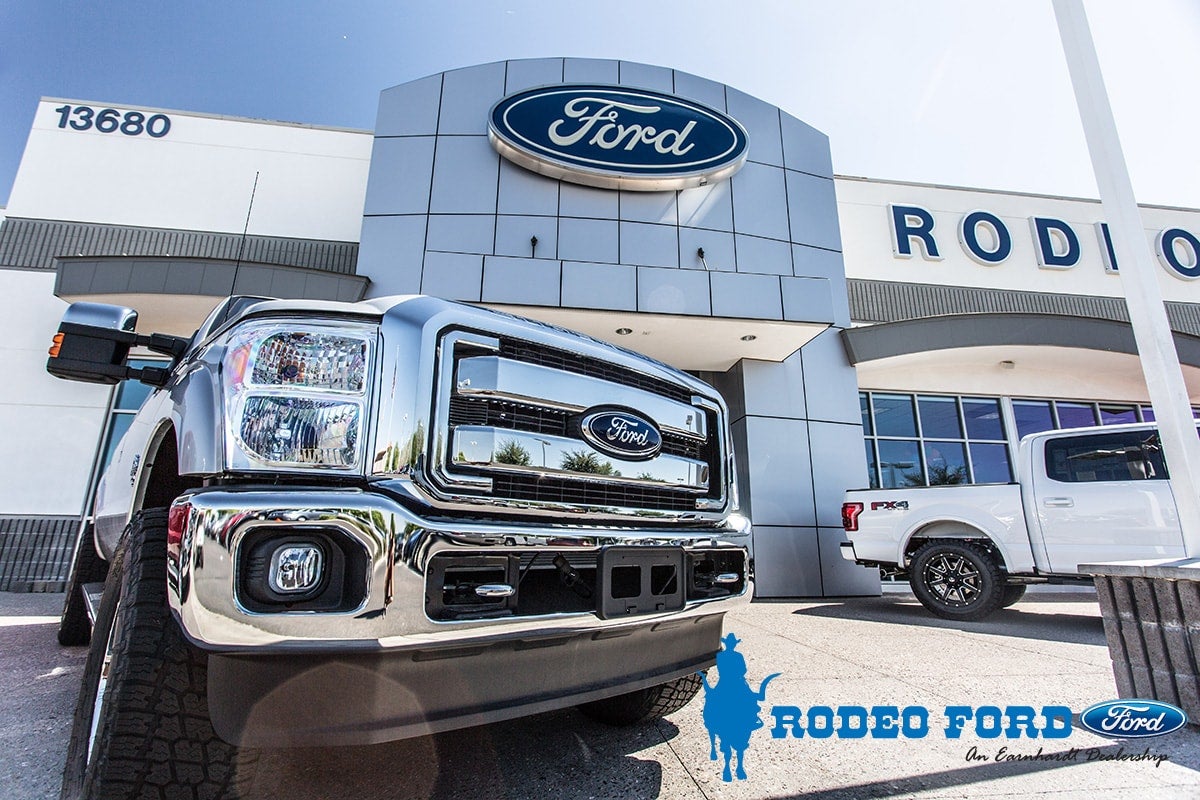 Avondale Ford Dealer - Rodeo Ford in Goodyear AZ